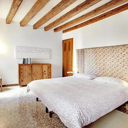Tiziano Apartmán *